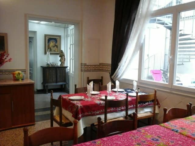 Hotel Calvaire Lourdes Kültér fotó